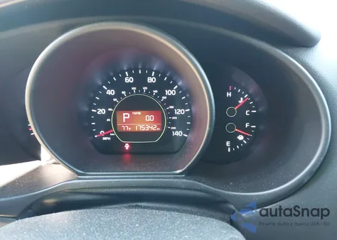 2016 Kia Soul z USA, uszkodzony, nr VIN KNDJN2A22G7303039